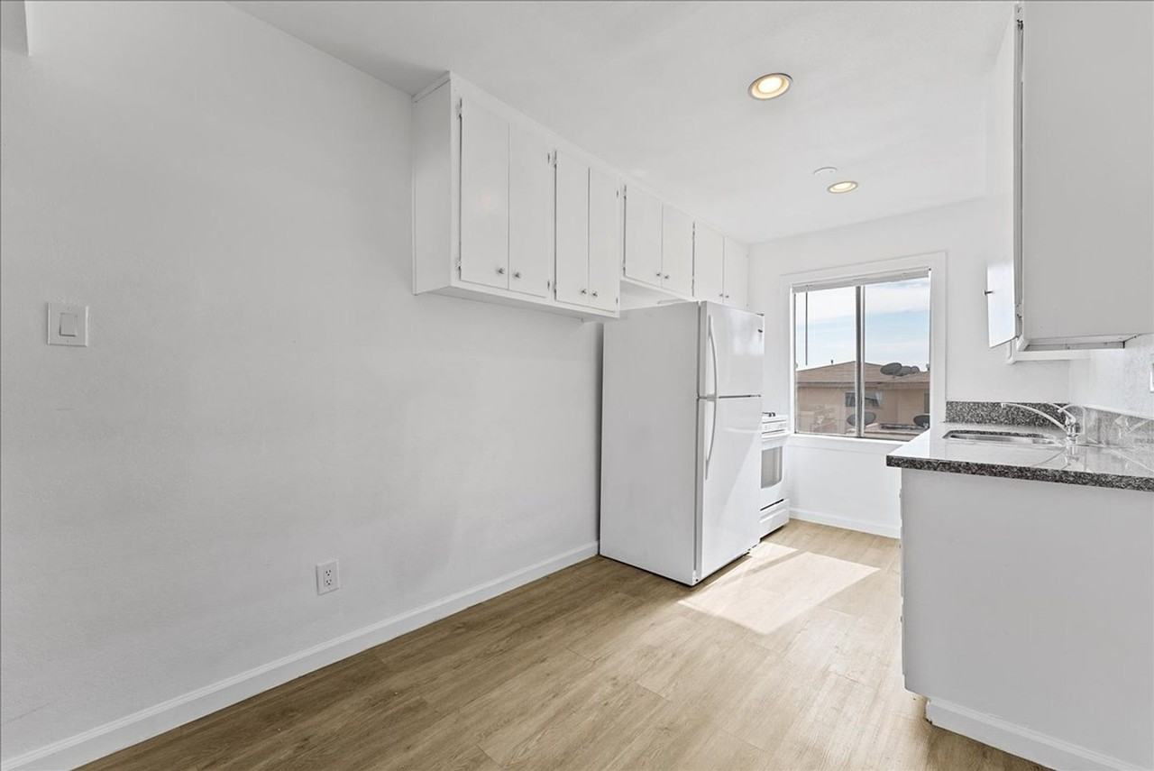 13106 S Vermont Ave #06 - Photo 6 of 15