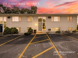featured image of 219 Summit Ridge Dr #A