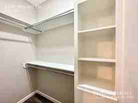 1605 N Molino Dr #4 - Photo 1 of 1