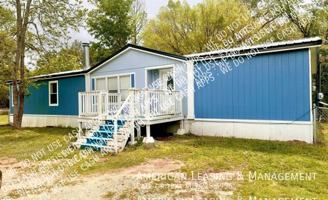 featured image of 390 Cripple Creek Rd
