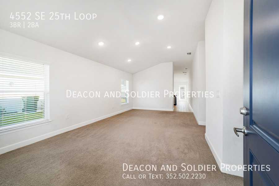 4552 Se 25th Loop - Photo 3 of 47
