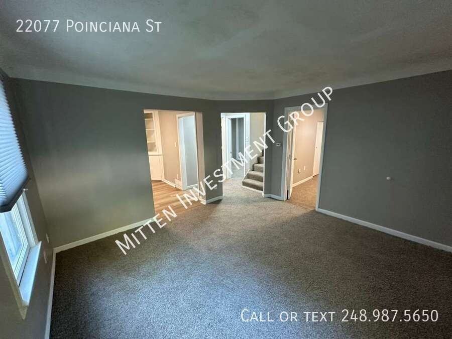 22077 Poinciana St - Photo 2 of 12