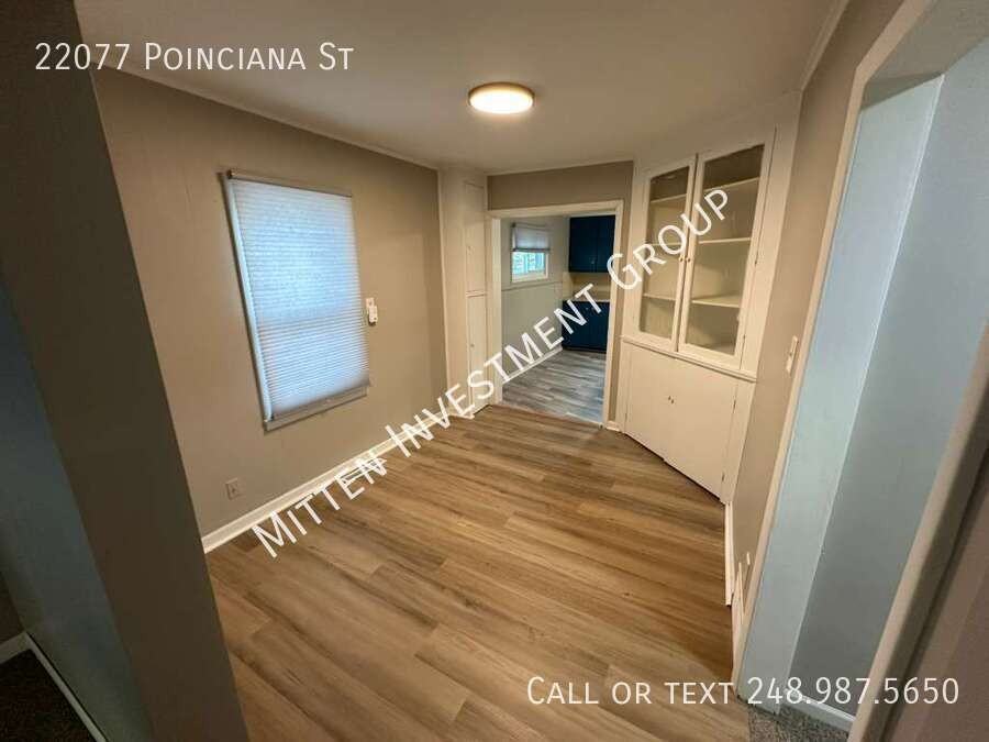 22077 Poinciana St - Photo 3 of 12
