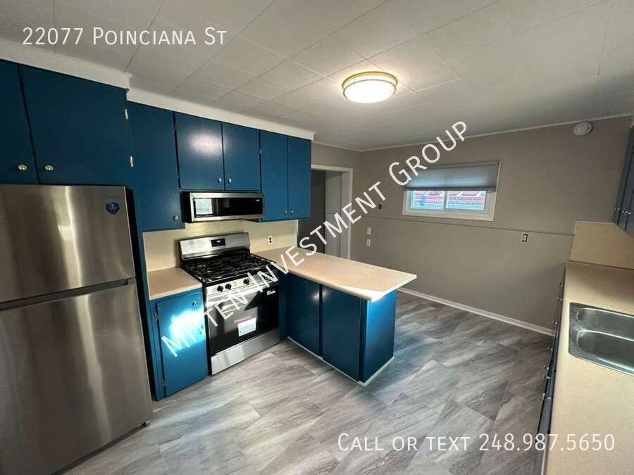 22077 Poinciana St - Photo 6 of 12