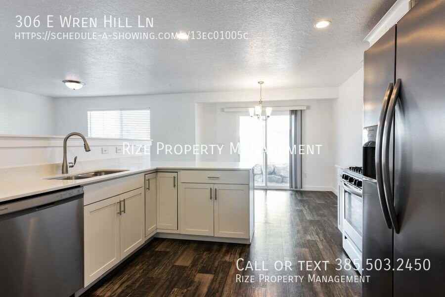 306 E Wren Hill Ln - Photo 2 of 26