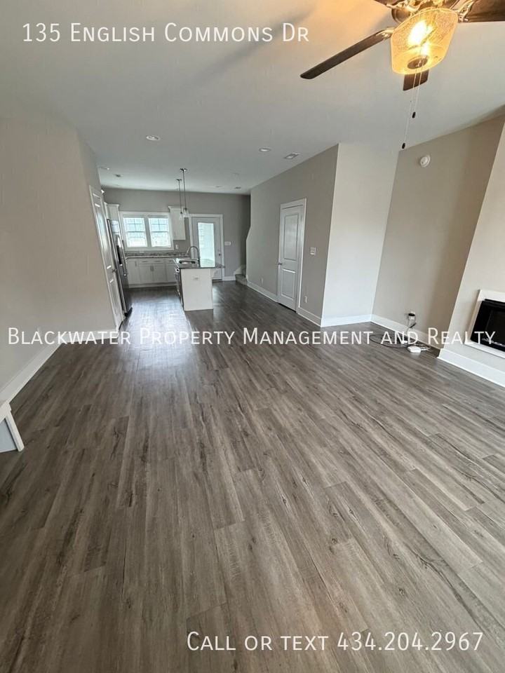 135 English Commons Dr - Photo 3 of 26