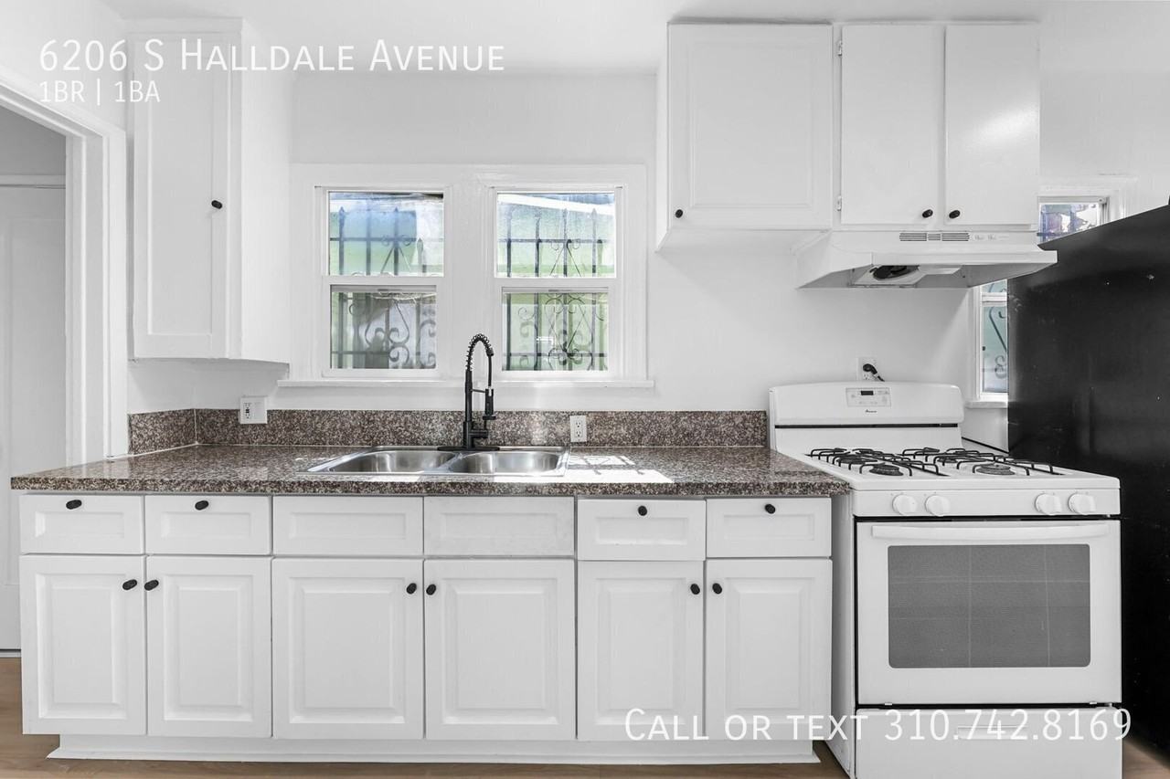 6206 S Halldale Ave - Photo 2 of 21
