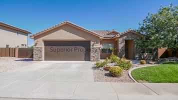 featured image of 1380 S Roja Vista Dr