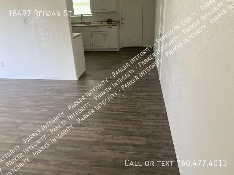18497 Reiman St - Photo 3 of 20