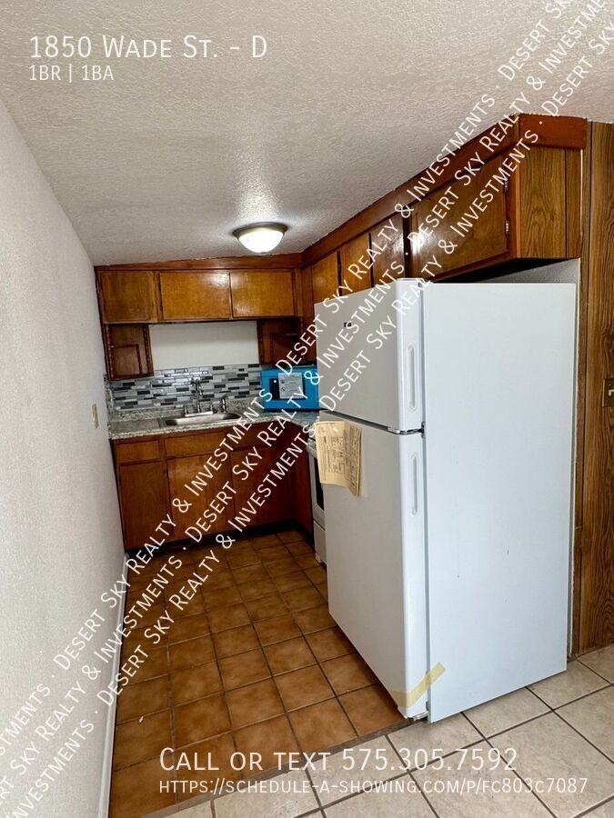 1850 Wade St #D - Photo 3 of 10