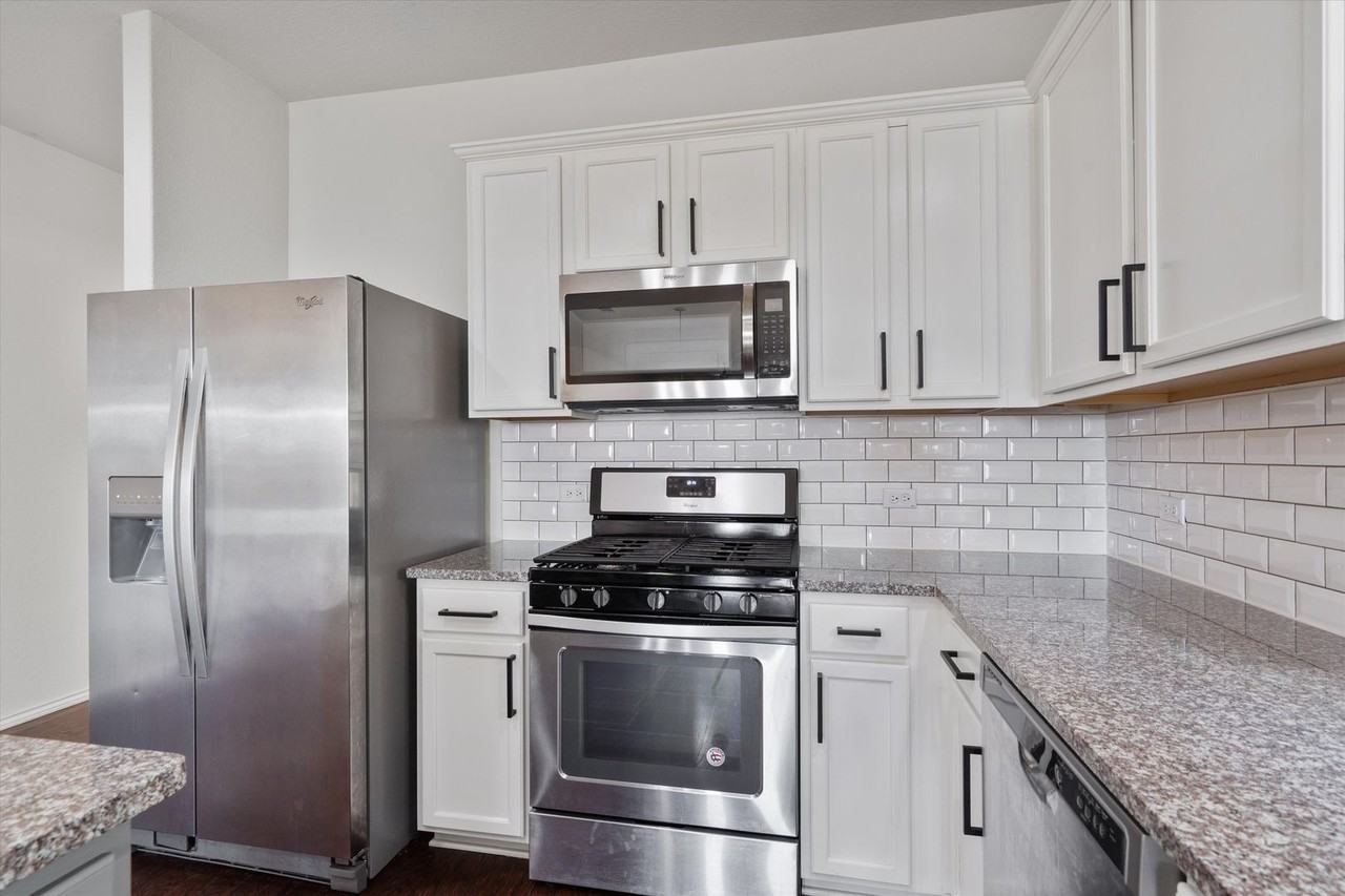 153 Carlina Loop - Photo 7 of 24