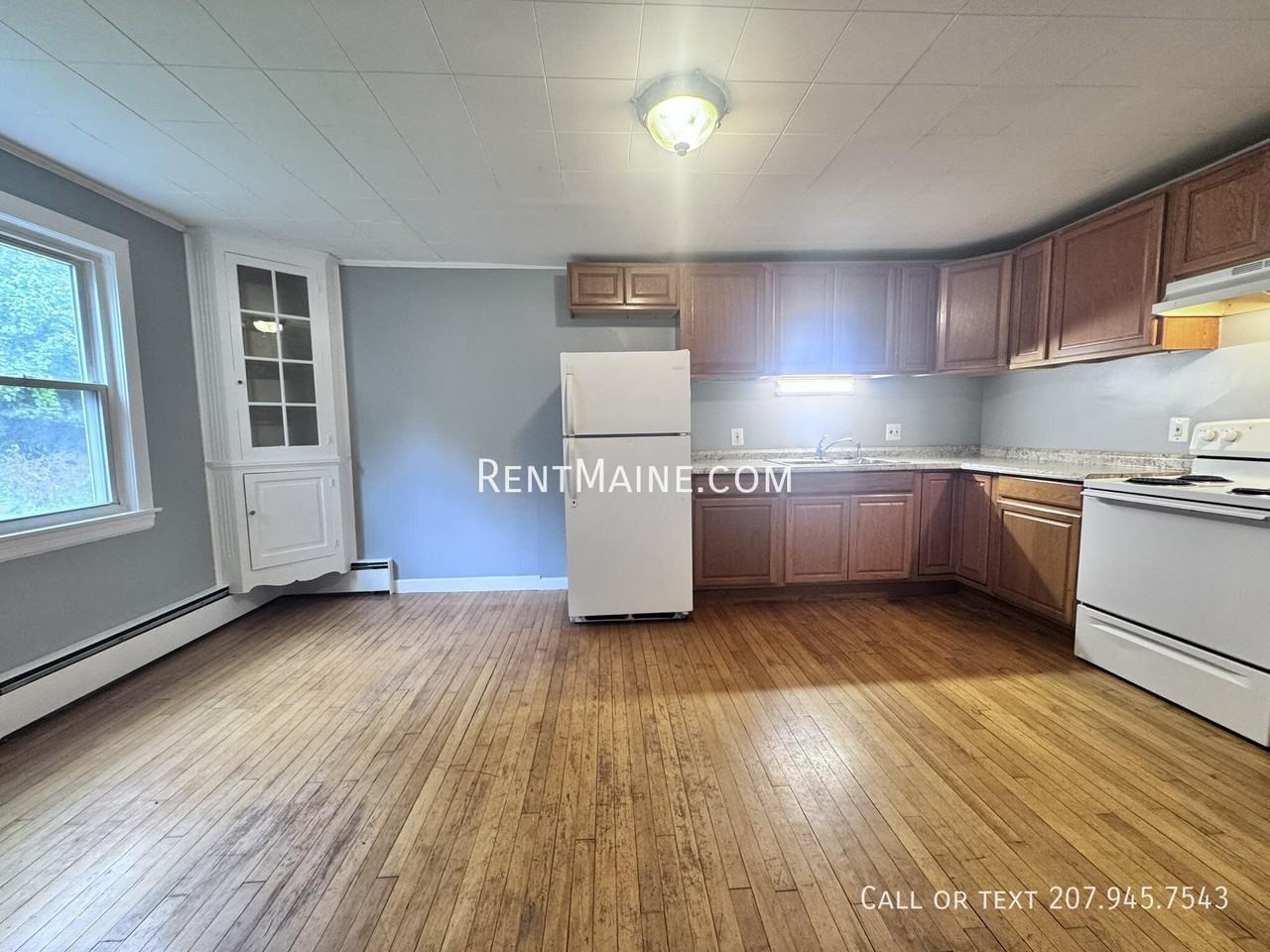 28 Lawrence Ave #1 - Photo 5 of 11