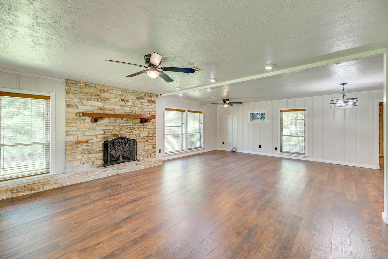 795 Loop 393 #1 - Photo 3 of 10