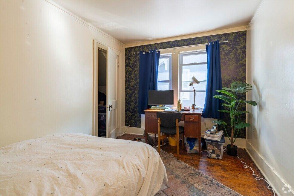 804 Mckinley Ave - Photo 5 of 7