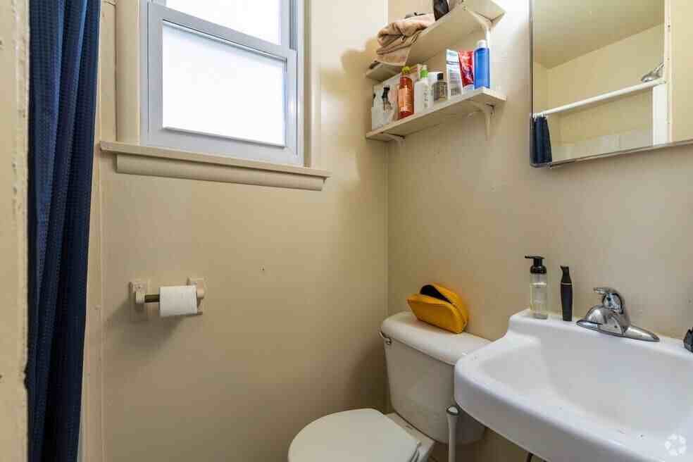 804 Mckinley Ave - Photo 7 of 7