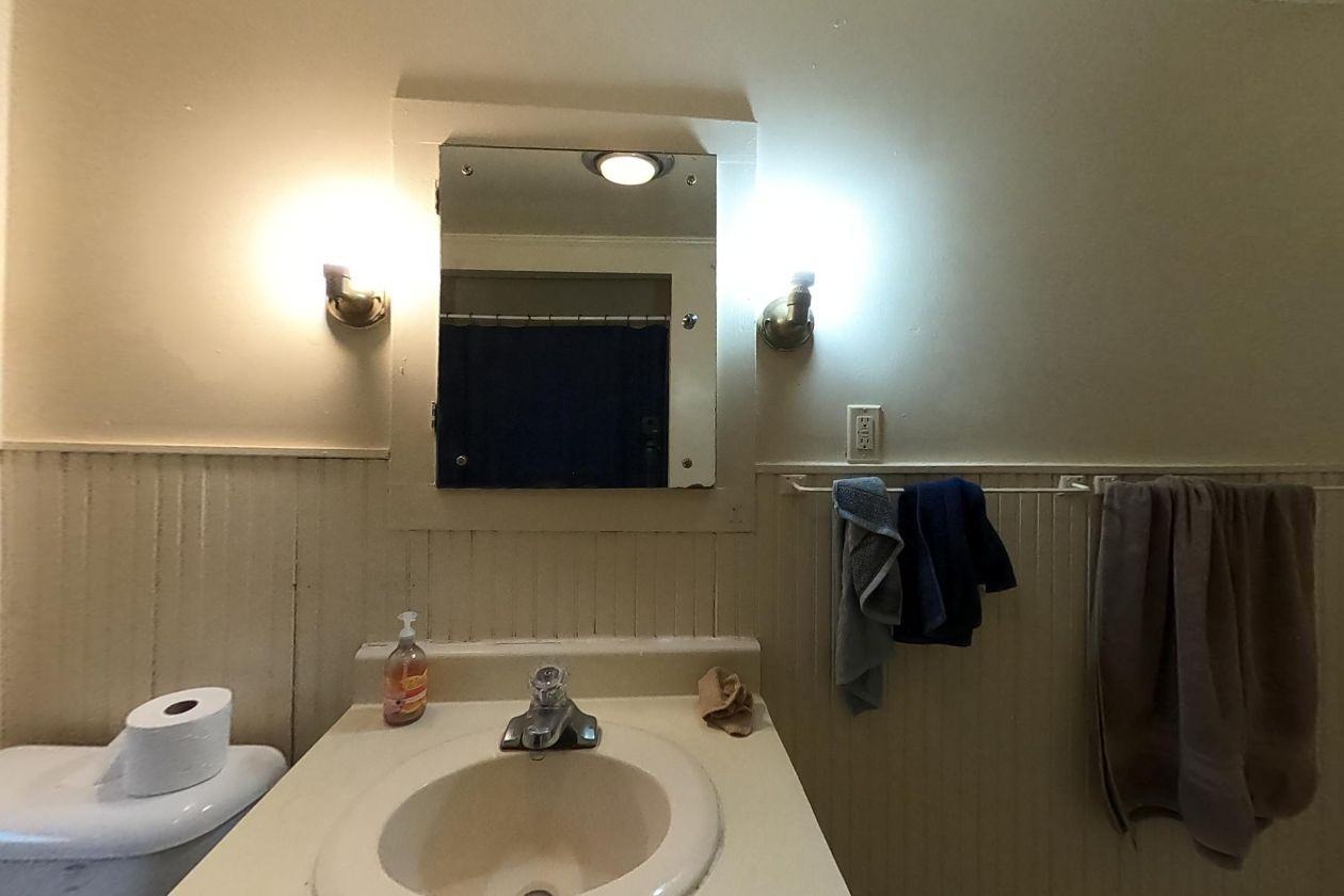 922 Dewey Ave - Photo 6 of 6