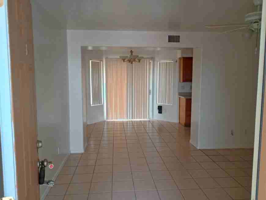 15311 S Moon Valley Rd - Photo 3 of 10