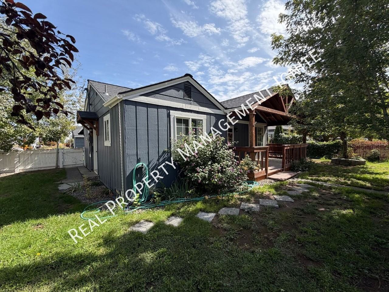 248 Nw 3rd St - Photo 2 of 14