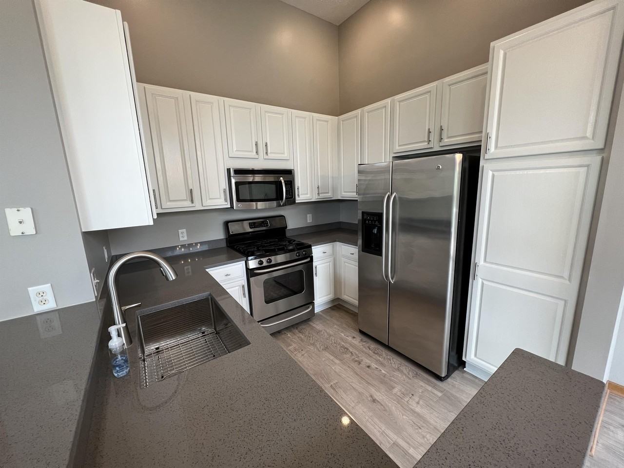 2250 Saint Johns Dr #WB9 - Photo 5 of 19