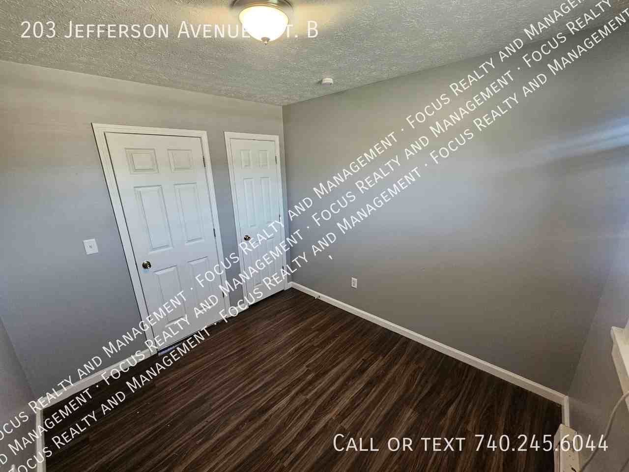 203 Jefferson Ave Apt B - Photo 5 of 7