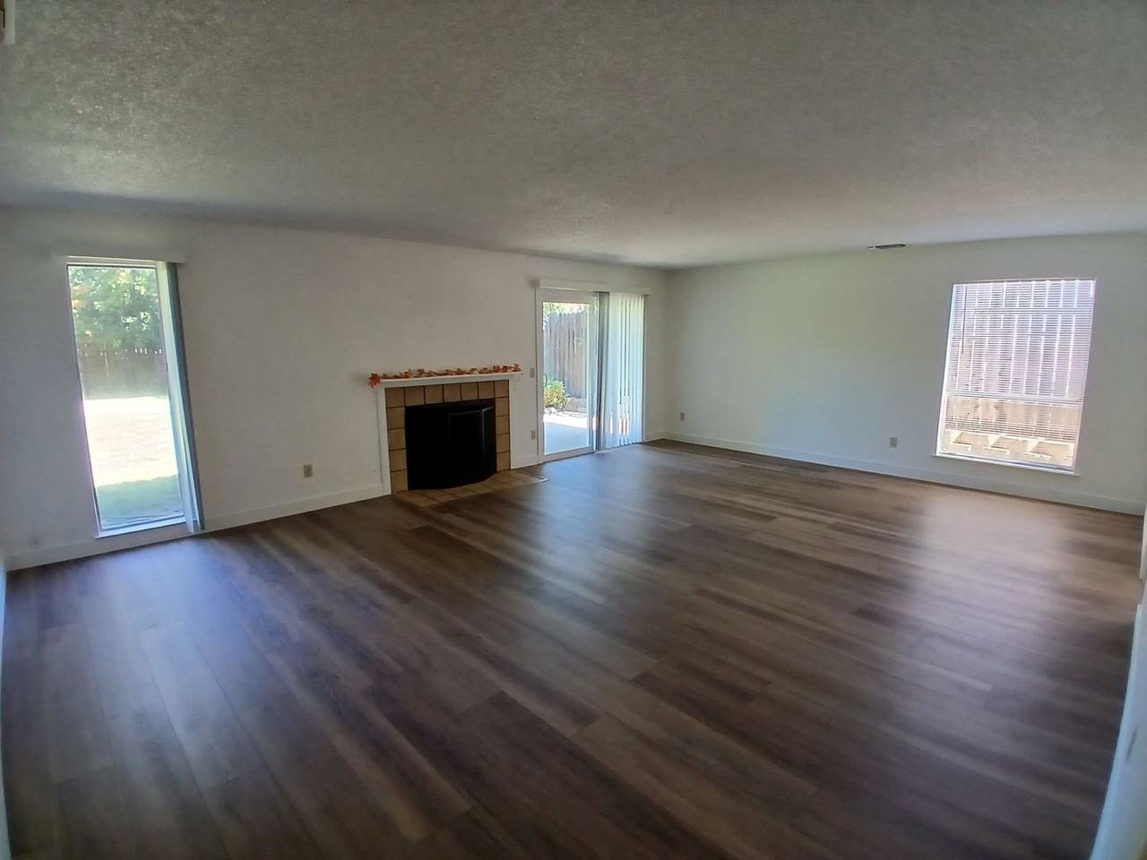7437 Santa Susana Way - Photo 3 of 28