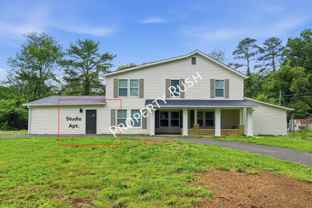 127 Summitt St #B - Photo 1 of 1