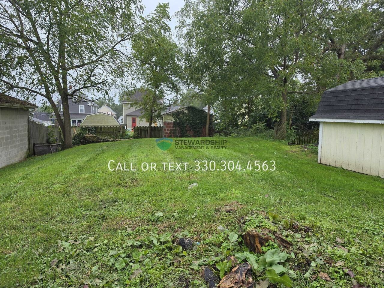 1036 Oak Ave - Photo 3 of 41