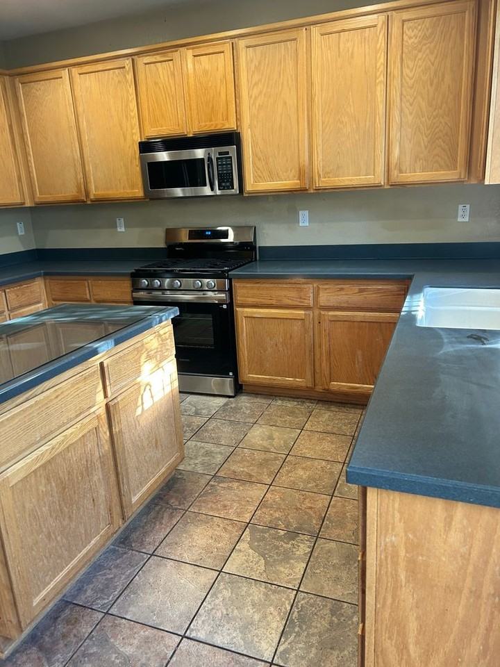 4934 Trouville Ln - Photo 3 of 32