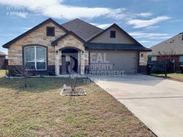 featured image of 921 Karey Dr