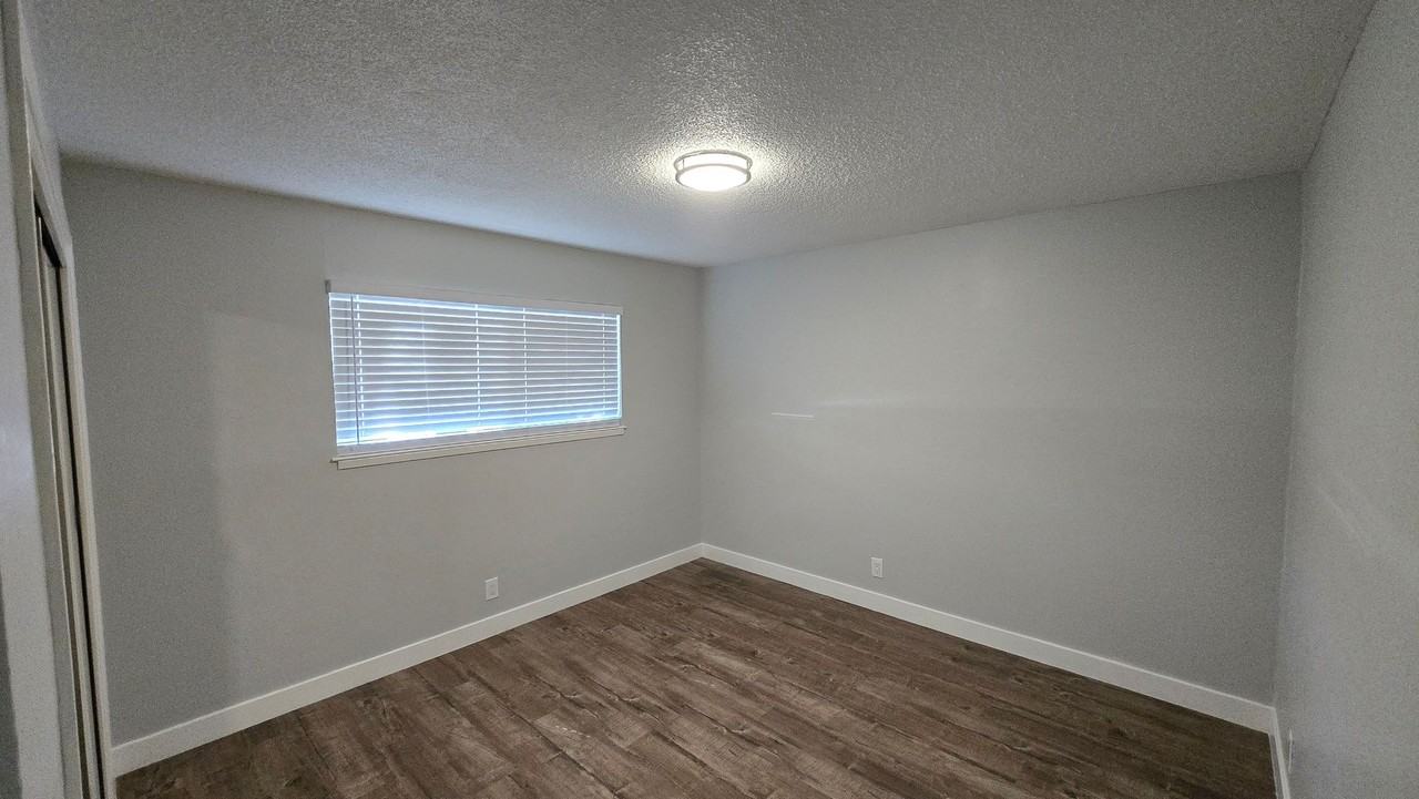 PARKWEST APARTMENTS - Photo 4 of 17