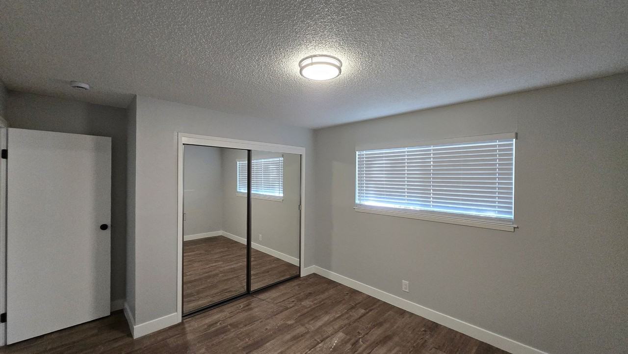 PARKWEST APARTMENTS - Photo 5 of 17