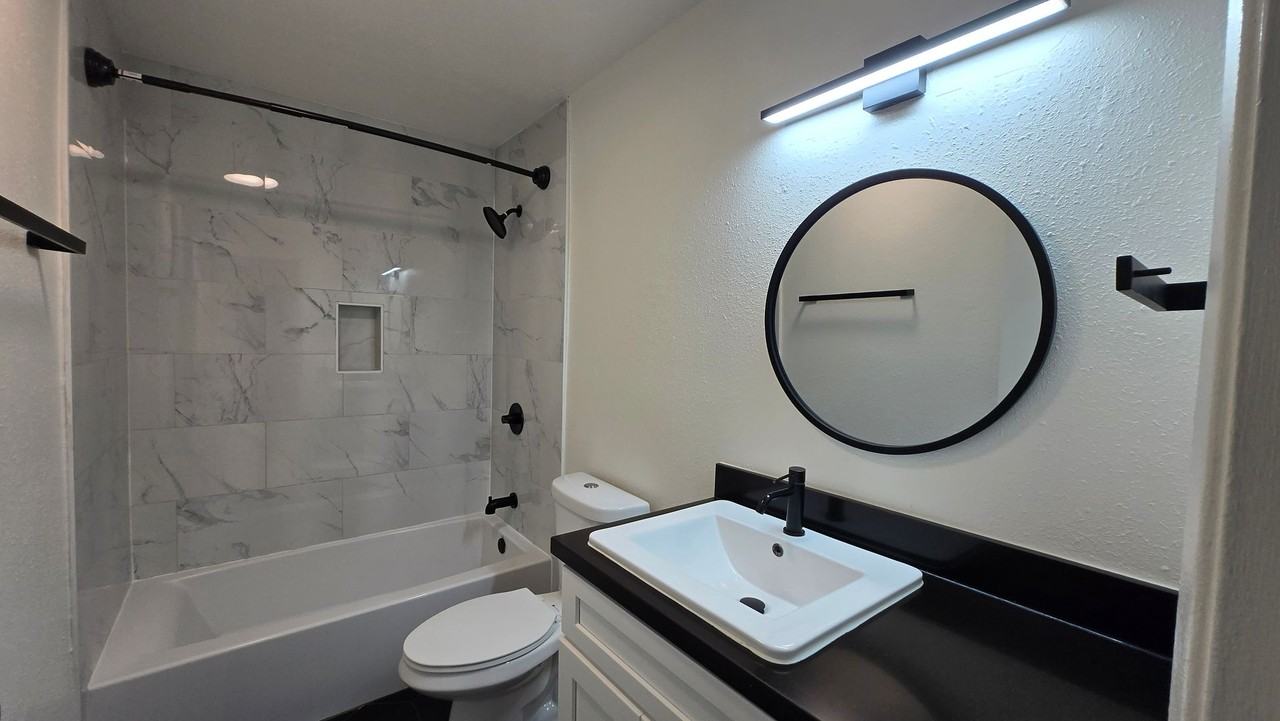 PARKWEST APARTMENTS - Photo 6 of 17