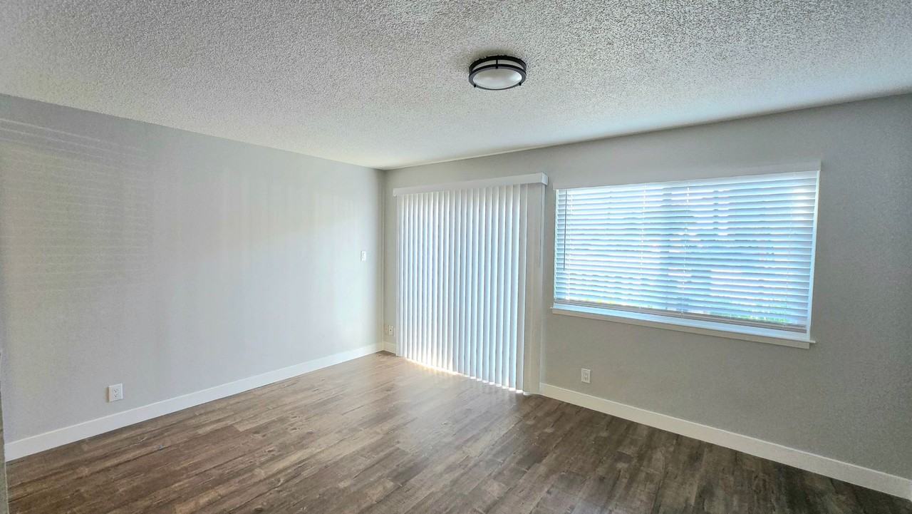 PARKWEST APARTMENTS - Photo 7 of 17