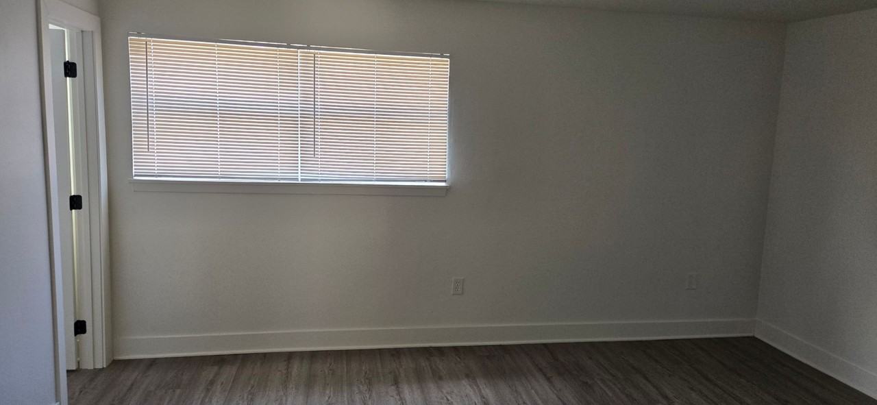 Cherry Creek Apartments - Photo 2 of 7