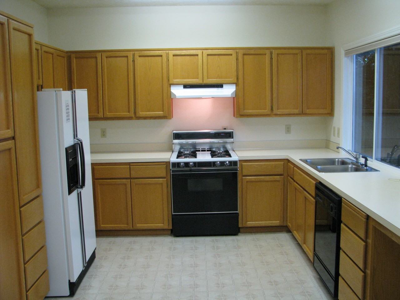 1741 Sunburst Ter Nw - Photo 2 of 20