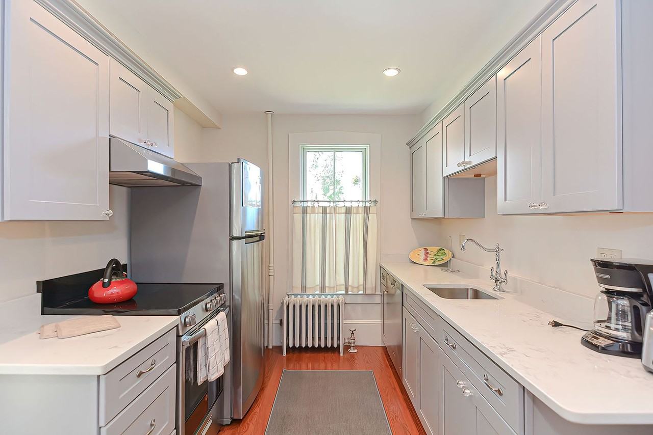 68B Granite St - Photo 4 of 17