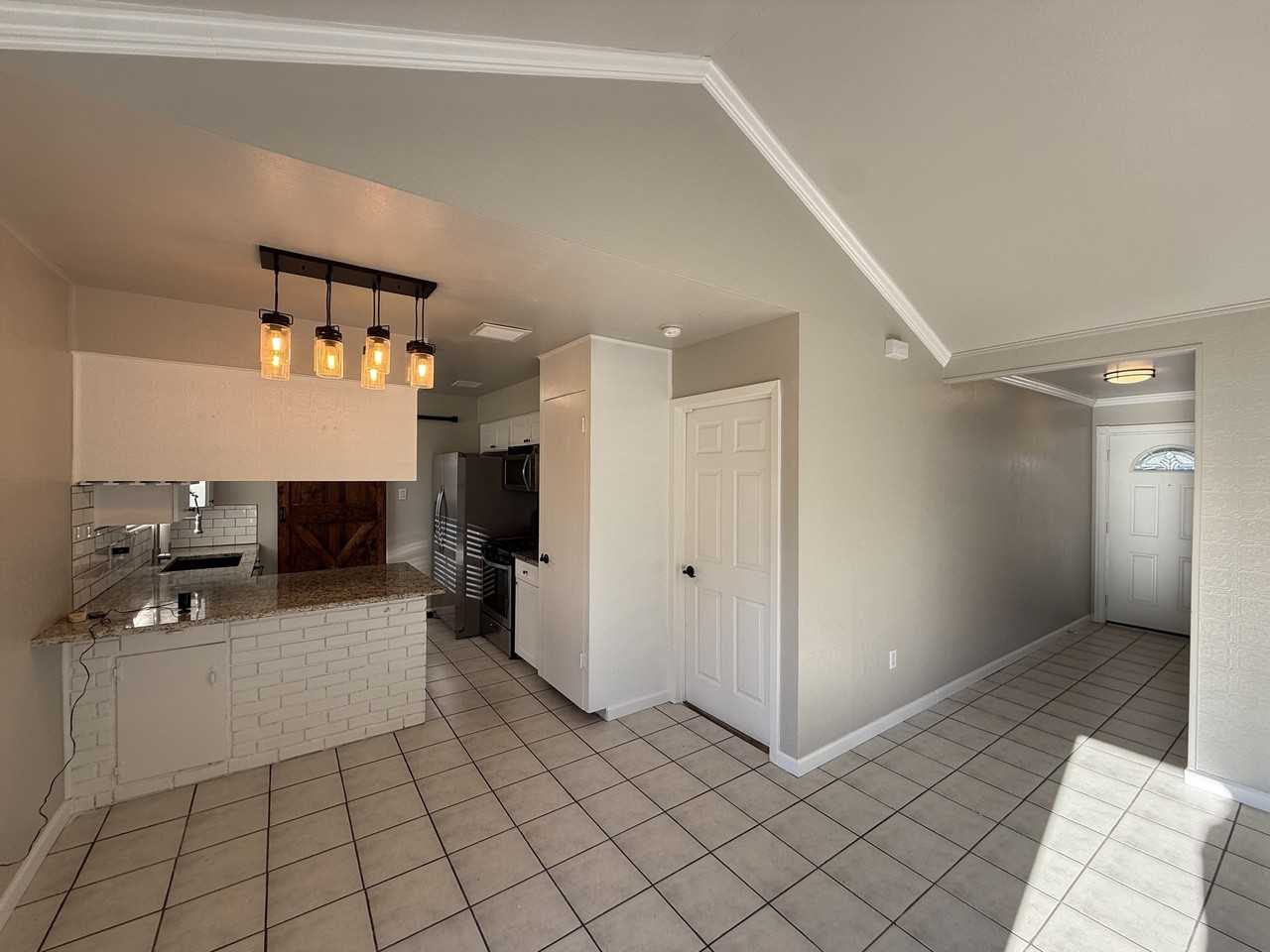 1109 N Noble Rd #1 - Photo 7 of 17