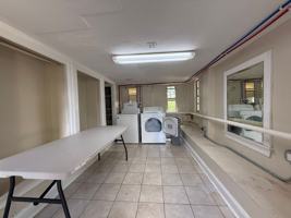 featured image of 410 E Carolina St