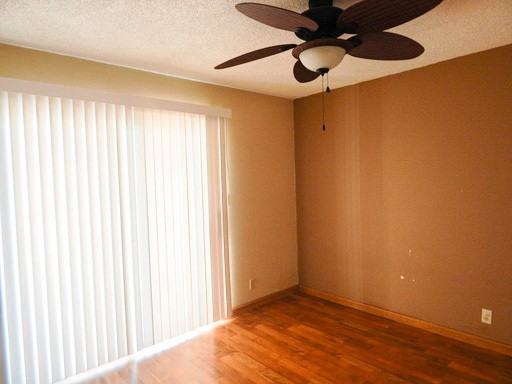 36848 San Pedro Dr - Photo 3 of 10