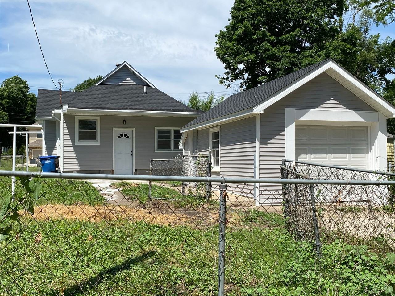 3637 Cornell St - Photo 2 of 10