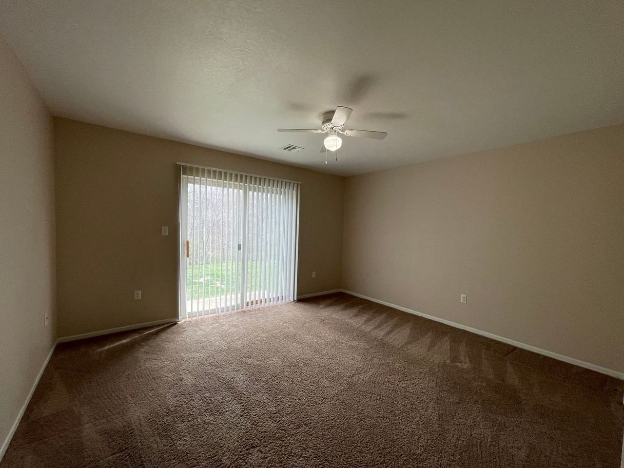 1216 Sundance Dr - Photo 6 of 14