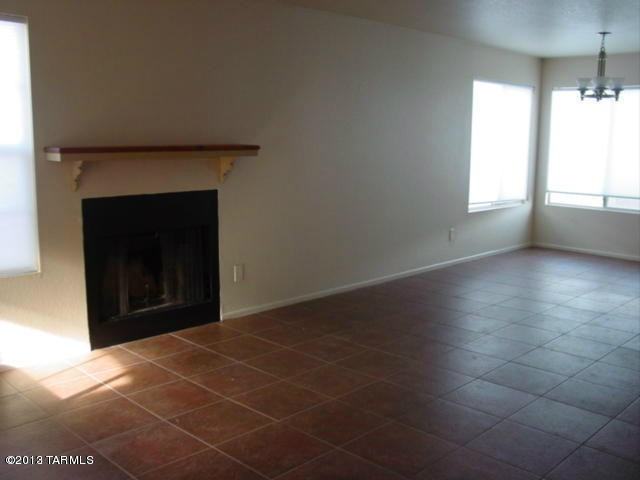 9409 N Albatross Dr - Photo 3 of 3