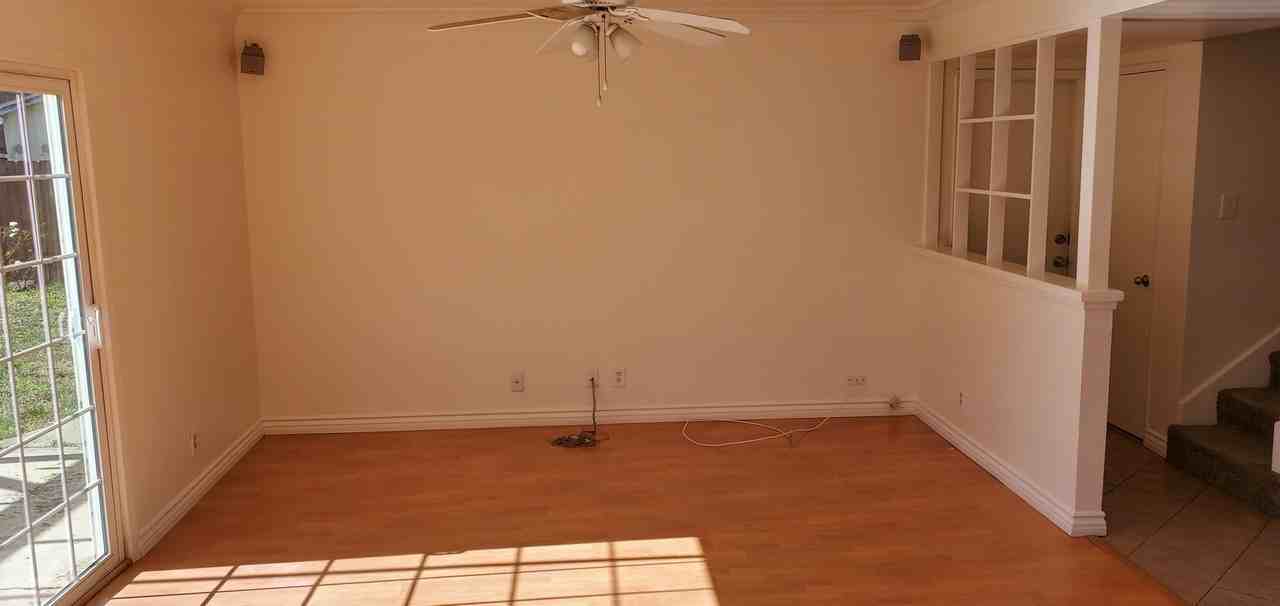 184 Ulysses St - Photo 7 of 26