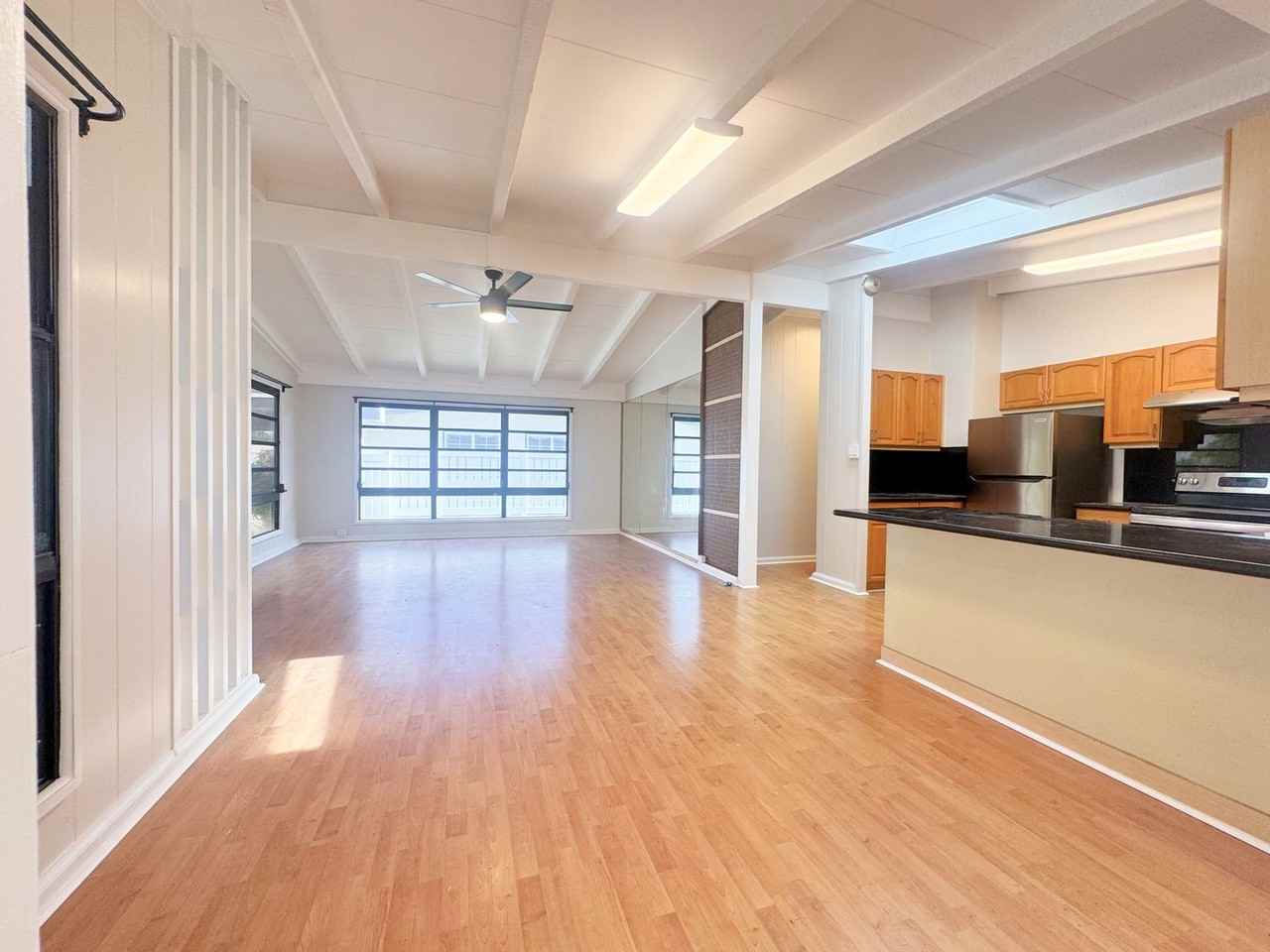 847 Akumu St - Photo 4 of 28