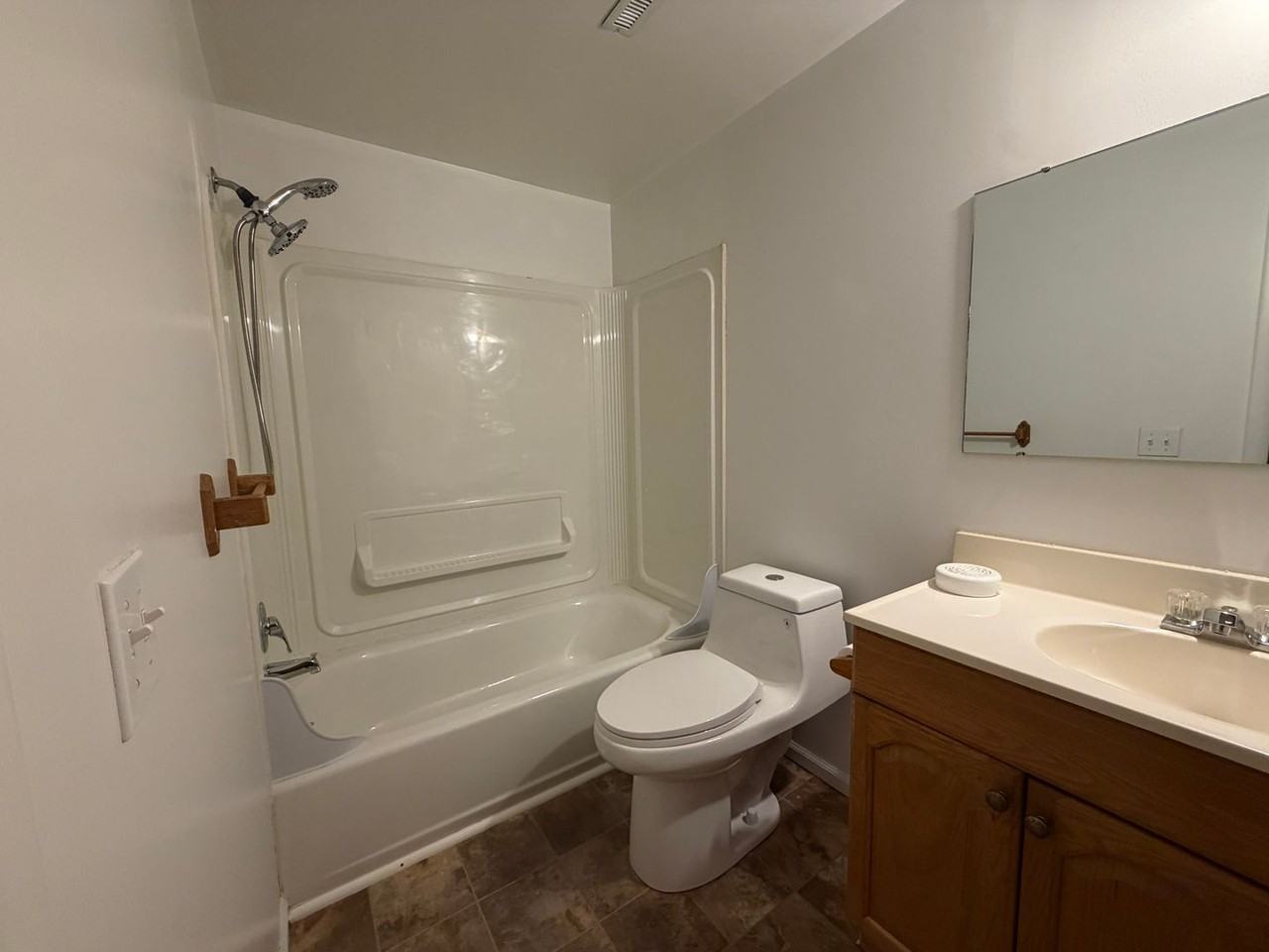 3390 Canyon Dr #C18 - Photo 6 of 13