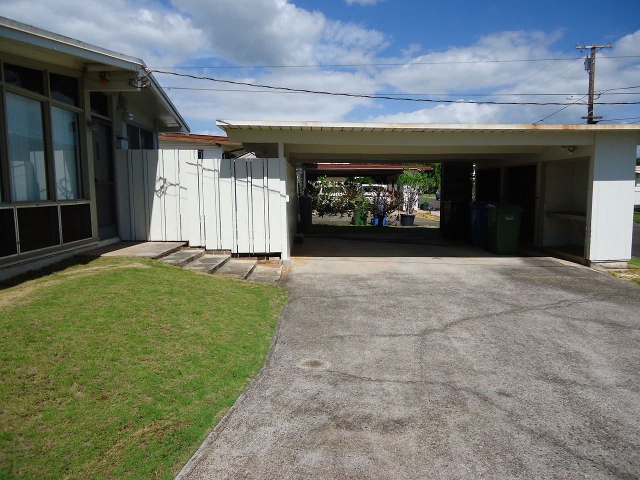 1616 Hookani St - Photo 2 of 22