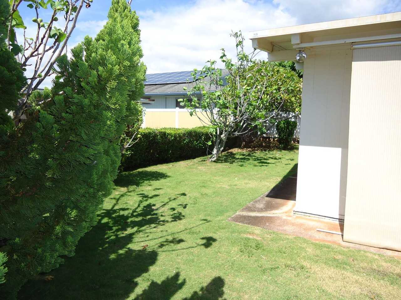 1616 Hookani St - Photo 4 of 22