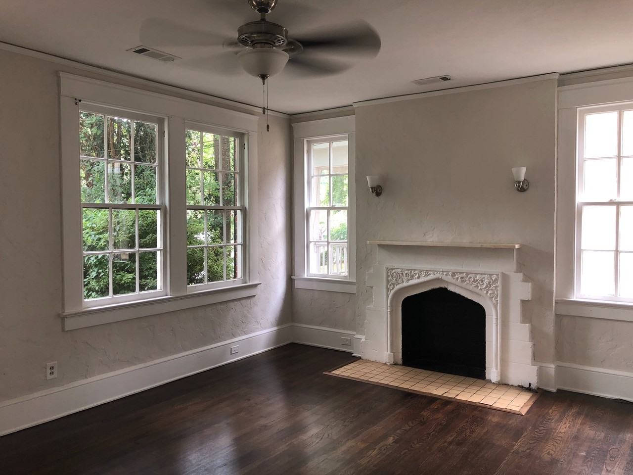 104 N Capitol Pkwy - Photo 3 of 24