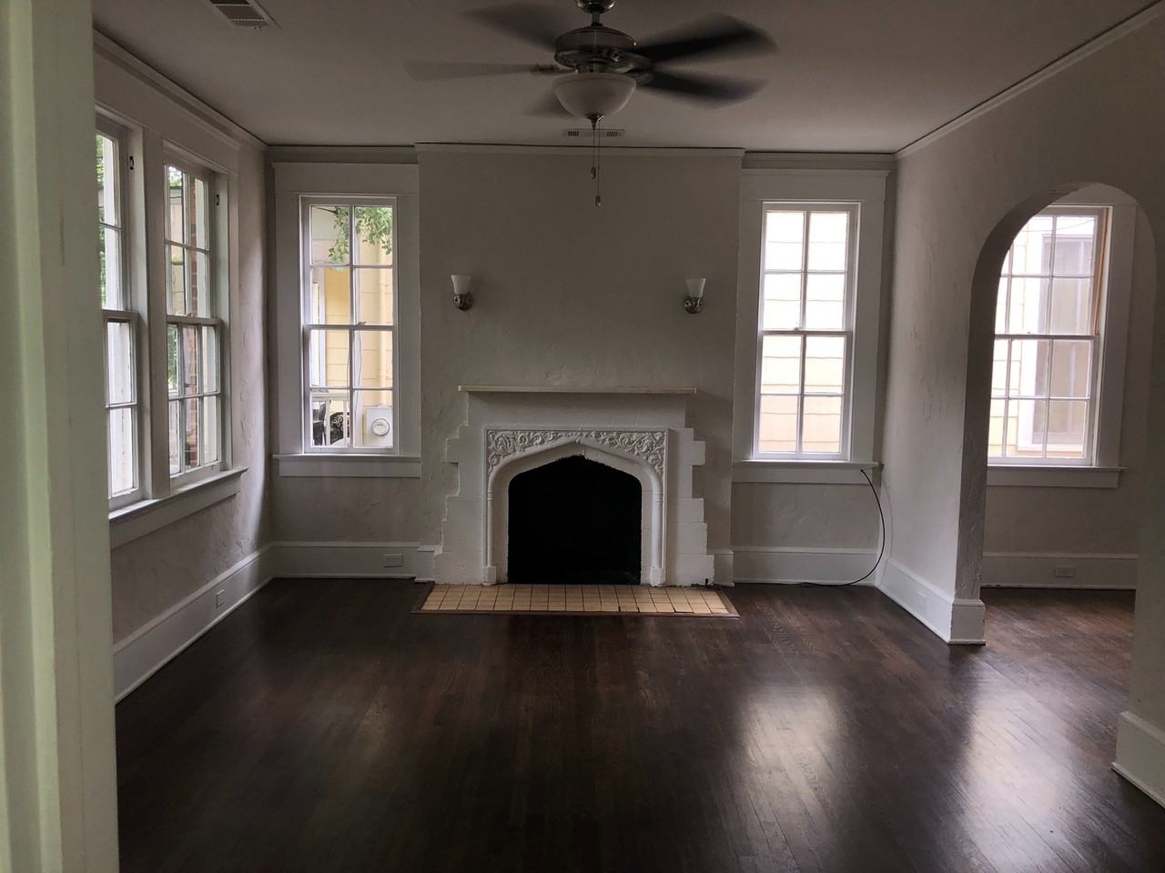 104 N Capitol Pkwy - Photo 4 of 24