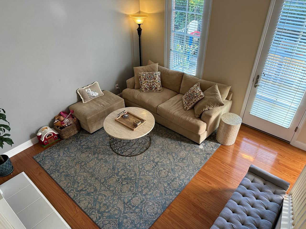 813 Georgetown Pl - Photo 4 of 18